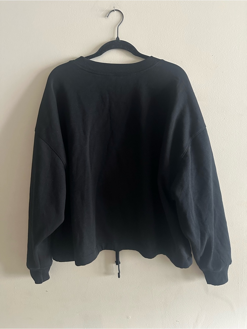 NWT Old Navy Black Crewneck Sweatshirt with Silver Logo Size XXL - Picture 2 of 3